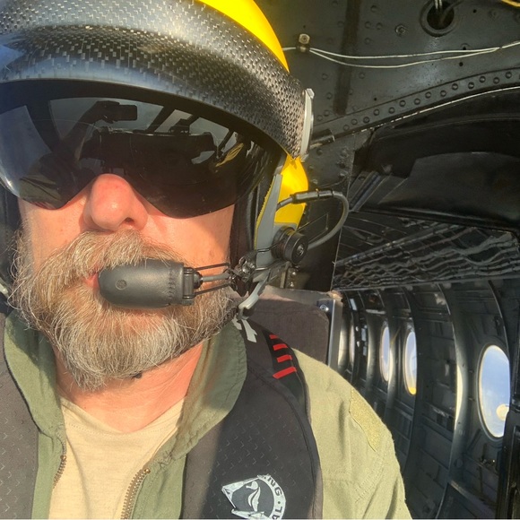 Meet your Posher, Alex - Picture 2 of 3